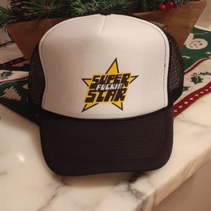 Snap back hat